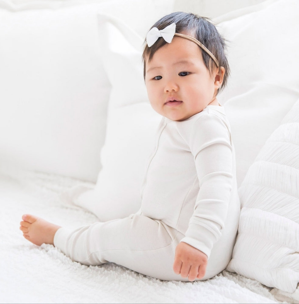 Colored Organics | Emerson Natural Sleeper - Picture 2 of 4